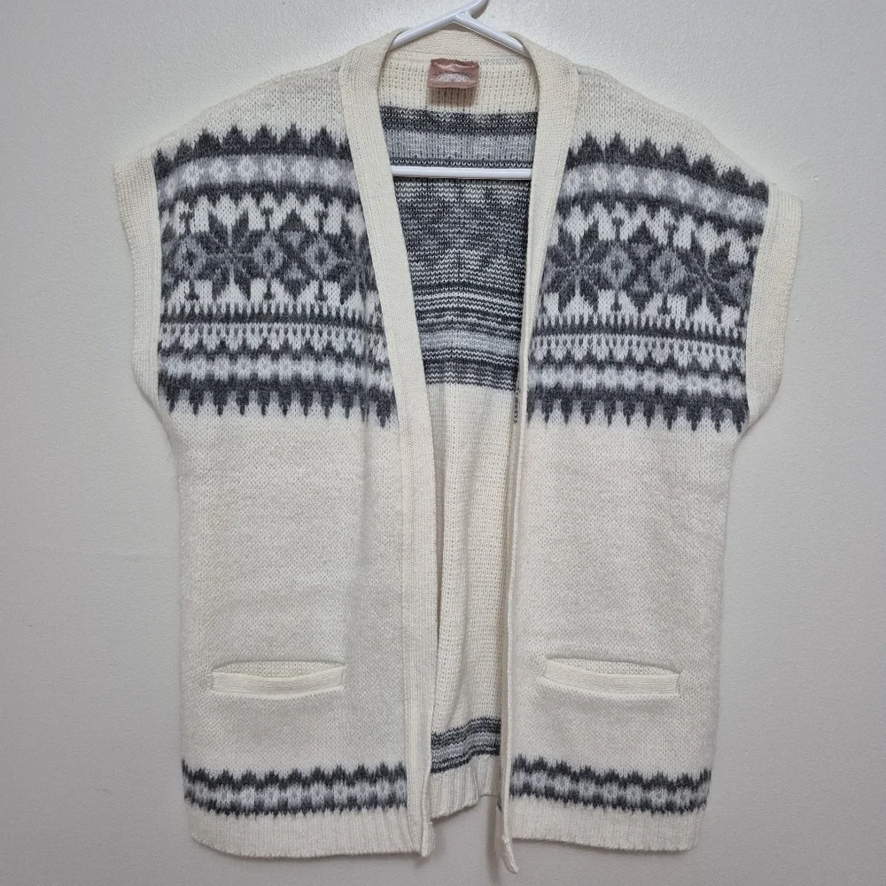 Ice Castles Women's Cream Vintage Fair Isle Knit Open Front Vest Size M/L - Picture 2 of 7